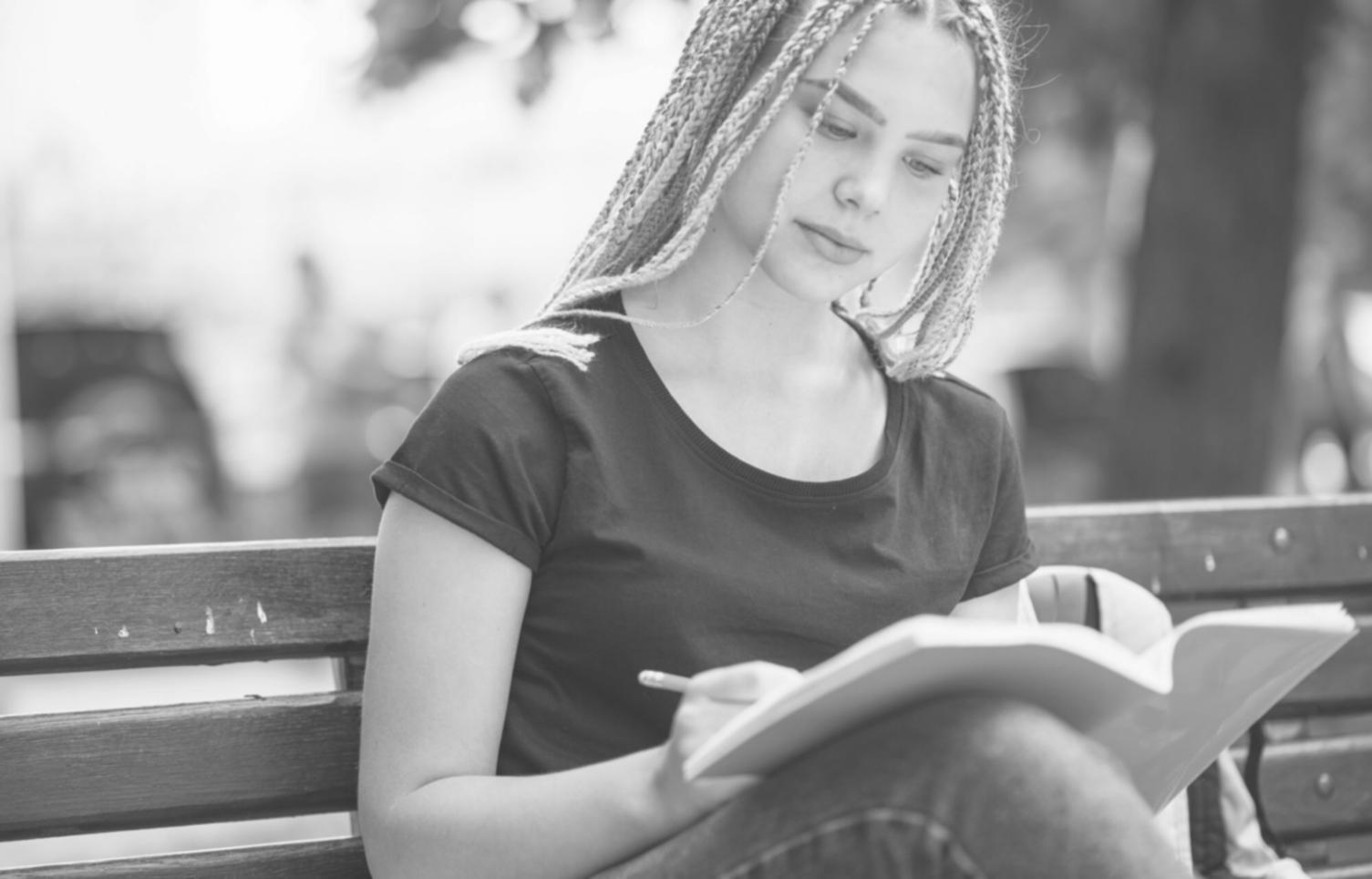 Comprehensive investment education materials and structured learning resources